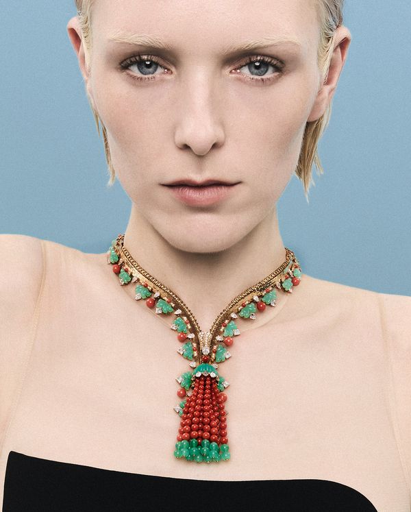 Zips, Blooms, and Botanical Bliss: The Allure of Van Cleef & Arpels