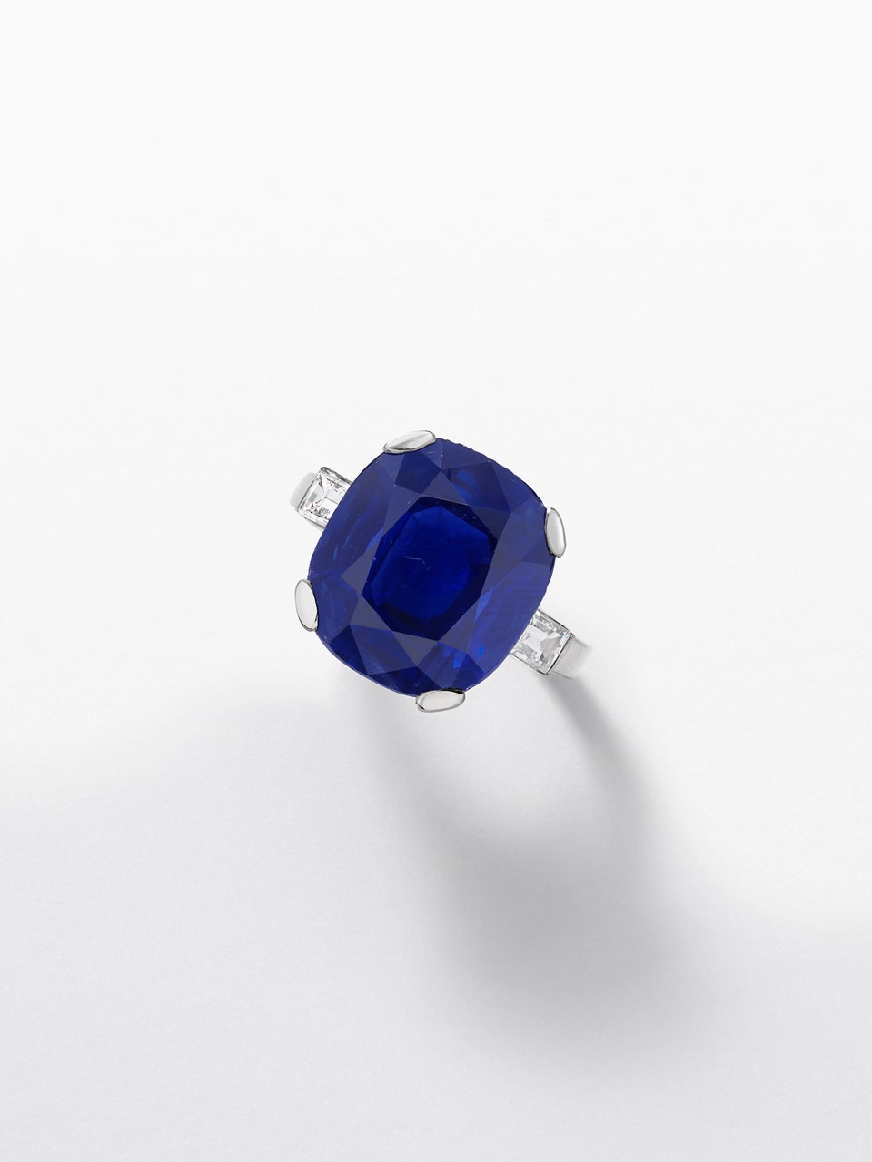 Sapphire and diamond ring, weighing 16.40 carats, Kashmir origin.