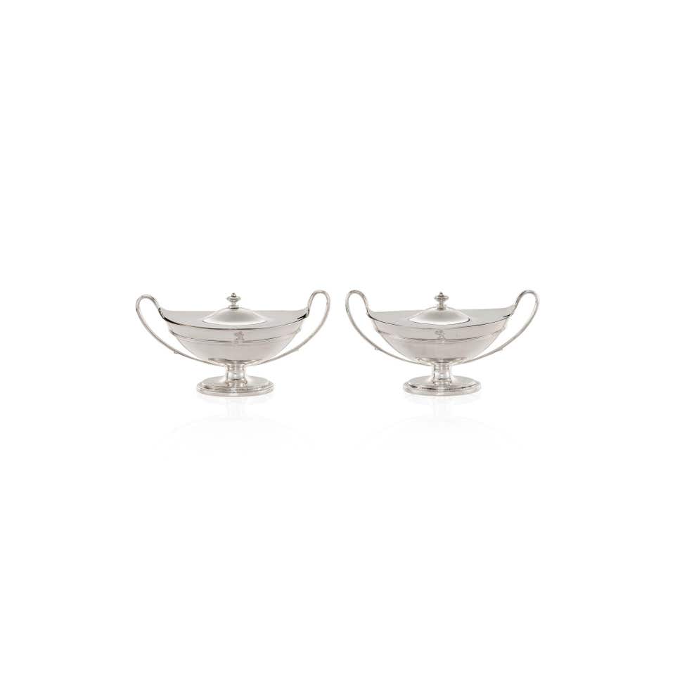 Cornelius Bland, Pair of silver sauceboats, 1832. The Geneva Jewels Auction: VII.