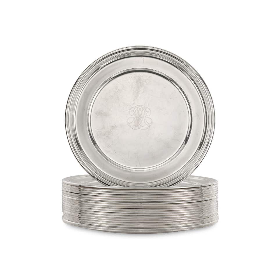 Puiforcat and Fratelli Cacchione Set ot twenty silver presentation plates, circa 1980. The Geneva Jewels Auction: VII.