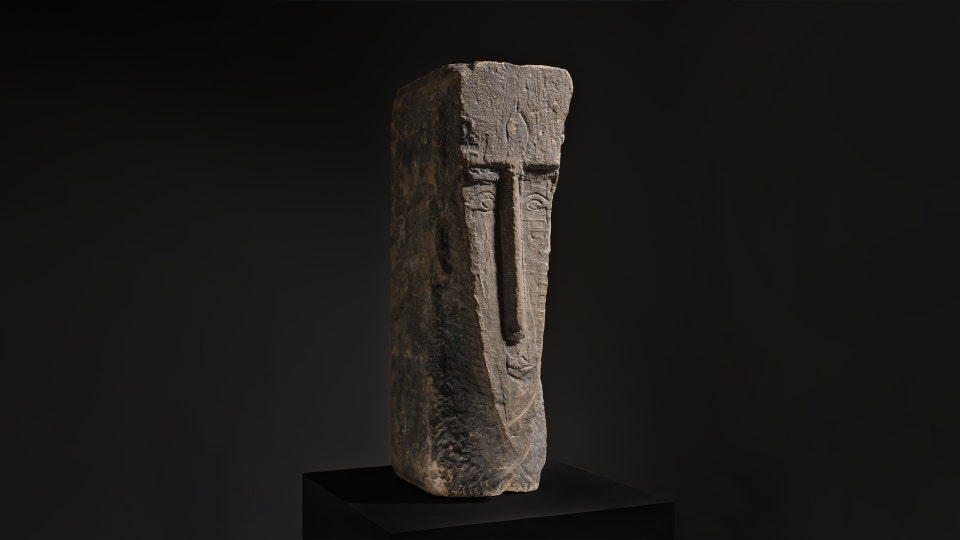 AMEDEO MODIGLIANI sculpture titled, Tête from 1911–1912. On offer at auction in New York on November 18 2026 with an estimate of $28,000,000–$35,000,000.