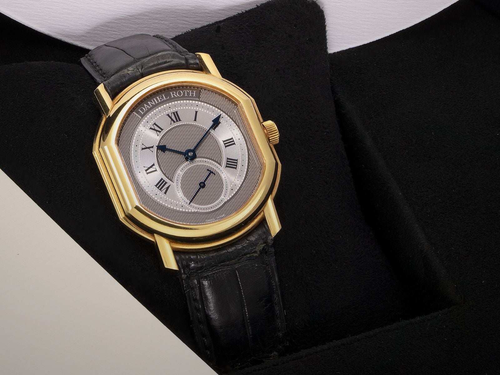 Lot 8072: A circa 1998 Daniel Roth Small Seconds Ref. N207 in 18k yellow gold, included in the Phillips Hong Kong Sessions, Fall 2026. Estimate: HKD $60,000–120,000