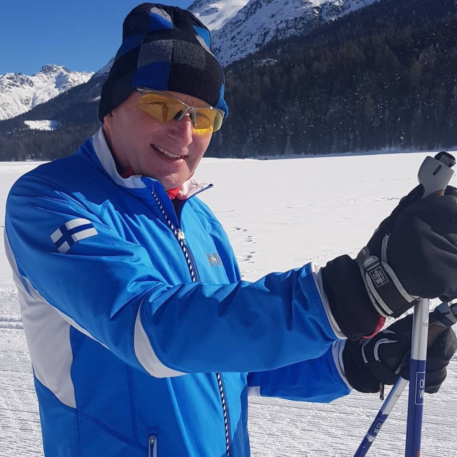 Kari Voutilainen cross-country skiing in 2021. Voutilainen