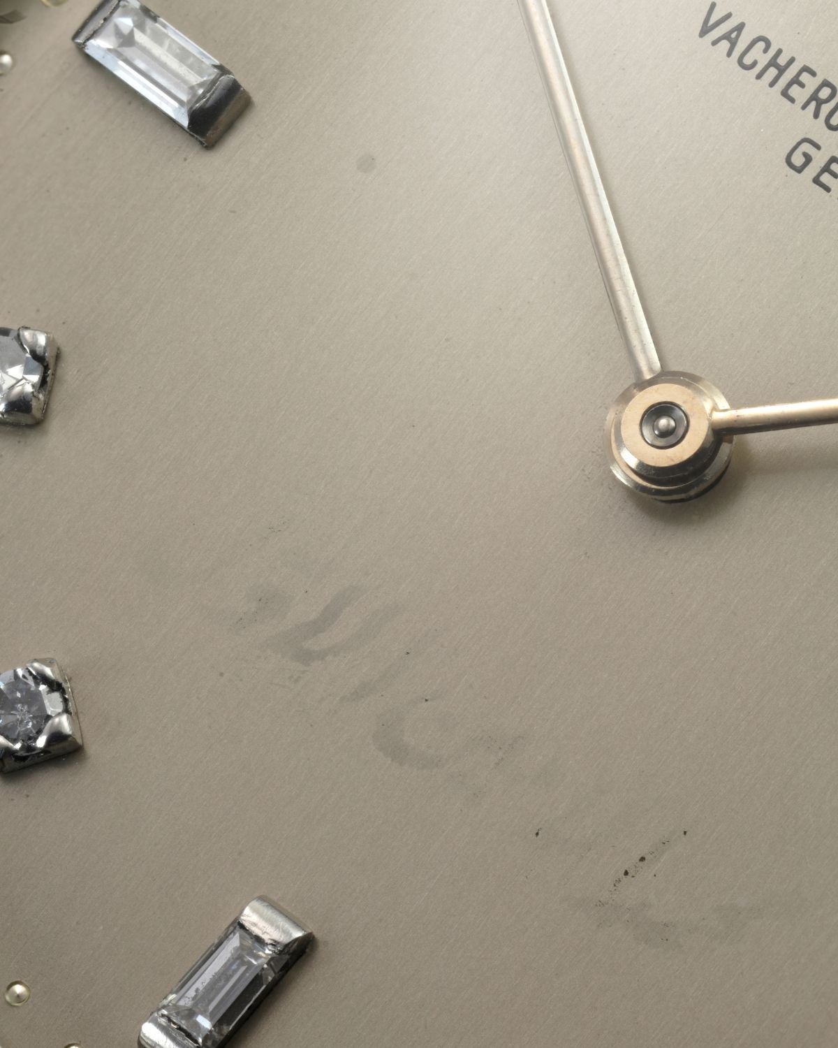 Lot 88: A 1954 Vacheron Constantin minute repeater Ref. 4261 in platinum, made for Lamine Bey, the Bey of Tunis, included in The Geneva Watch Auction XXIV. Estimate: CHF 200,000–400,000