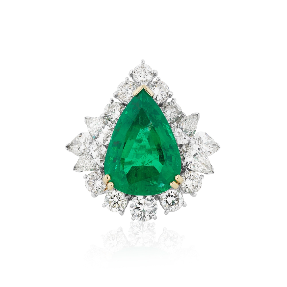 Jahan, Emerald and diamond ring. Emerald weighing 16.53 carats, Russian origin, no indications of clarity modification.