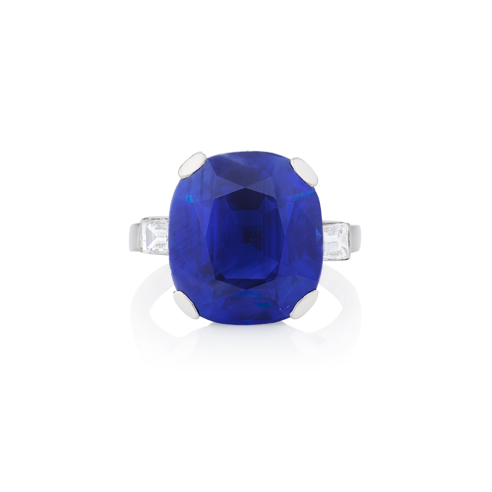 Very fine sapphire and diamond ring. Cushion-shaped sapphire weighing 16.40 carats, Kashmir origin, no indications of heating. Estimate: CHF1,850,000–2,900,000 / US$2,200,000–3,500,000.
