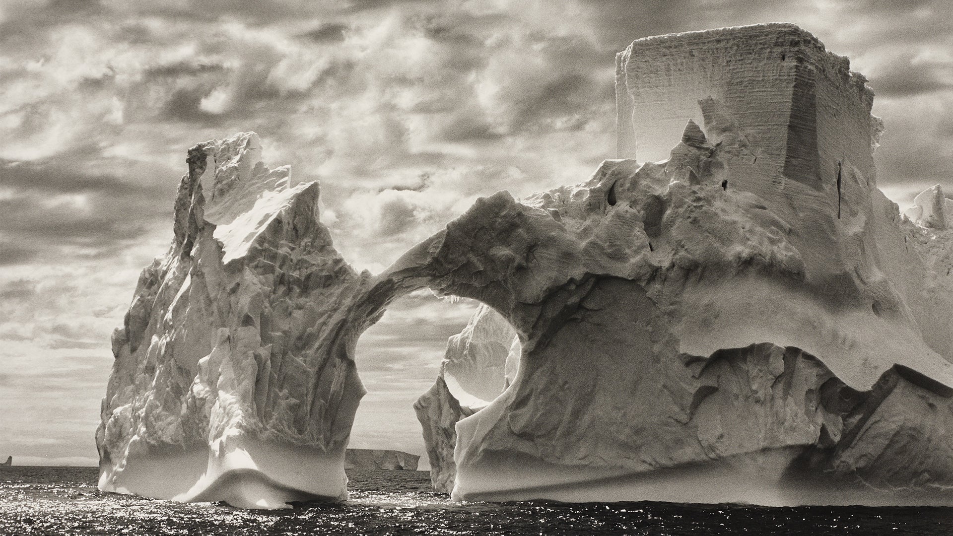 Exposure: Photographs Online Auction